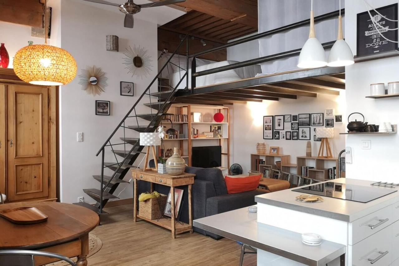 Appartamento Authentic Loft With Mezzanine & Exposed Stones Heart Of Lione Esterno foto